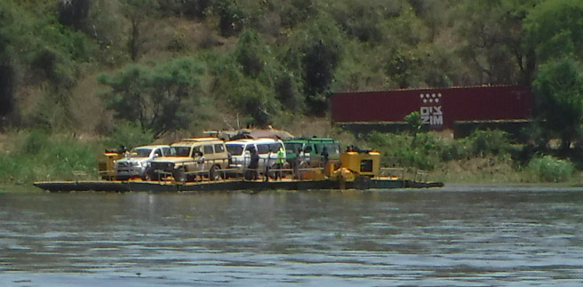 River crossing at Paraa Ferry